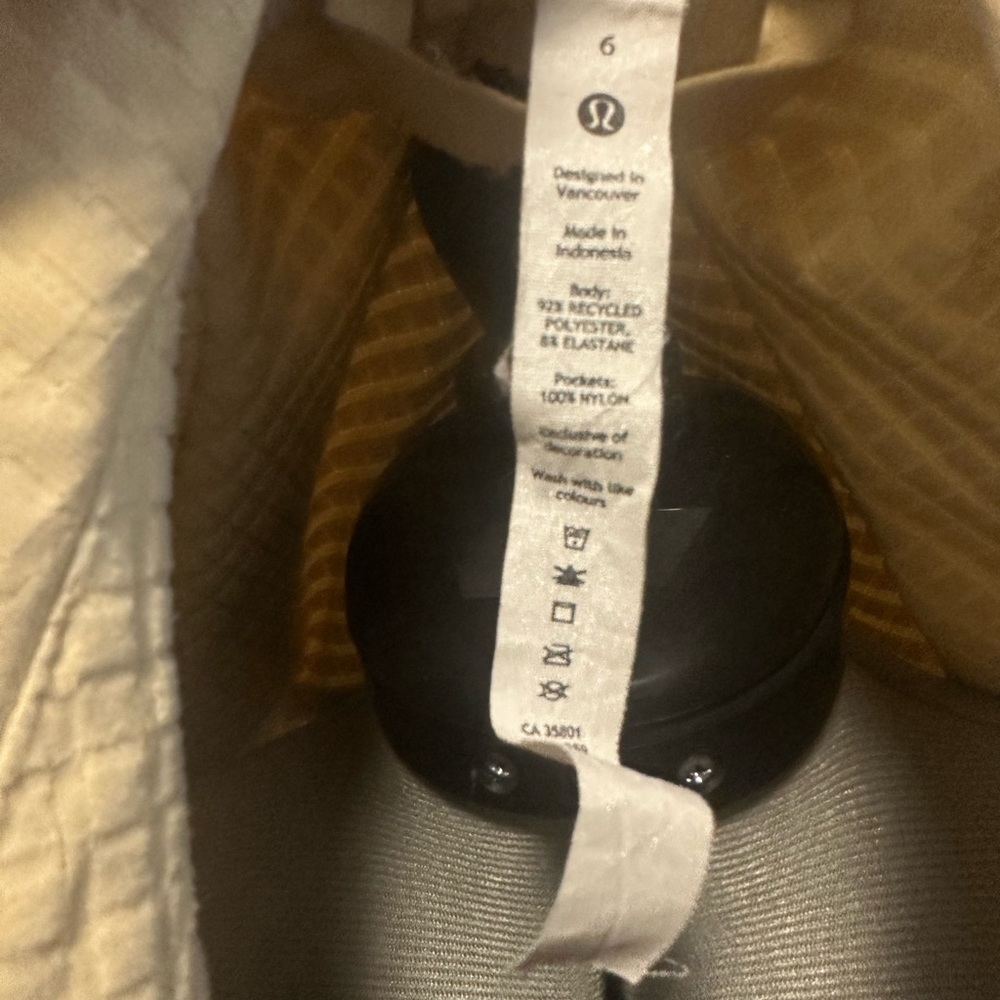 Lululemon Shacket - Picture 8 of 10